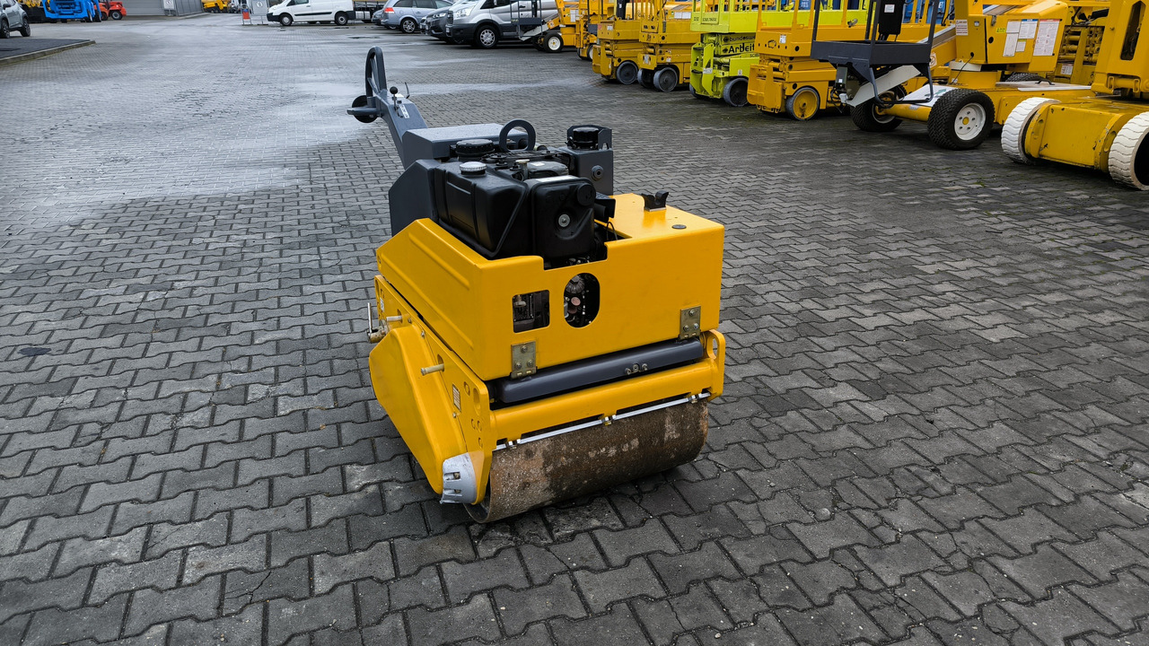 BOMAG BW 65 H - Minijyrä: kuva BOMAG BW 65 H - Minijyrä BOMAG BW 65 H - Minijyrä: kuva BOMAG BW 65 H - Minijyrä