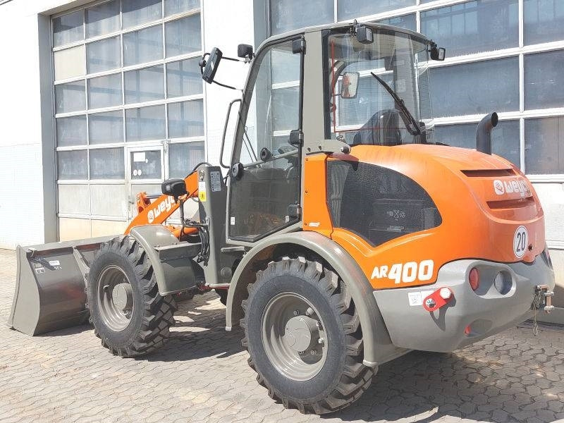 Atlas AR 400 - Liukuohjattu kuormaaja: kuva Atlas AR 400 - Liukuohjattu kuormaaja Atlas AR 400 - Liukuohjattu kuormaaja: kuva Atlas AR 400 - Liukuohjattu kuormaaja