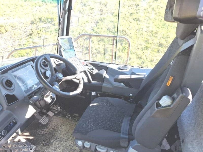 Nivelkippiauto Bell B 25 E: kuva Nivelkippiauto Bell B 25 E