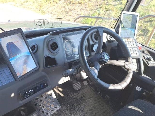 Nivelkippiauto Bell B 25 E: kuva Nivelkippiauto Bell B 25 E