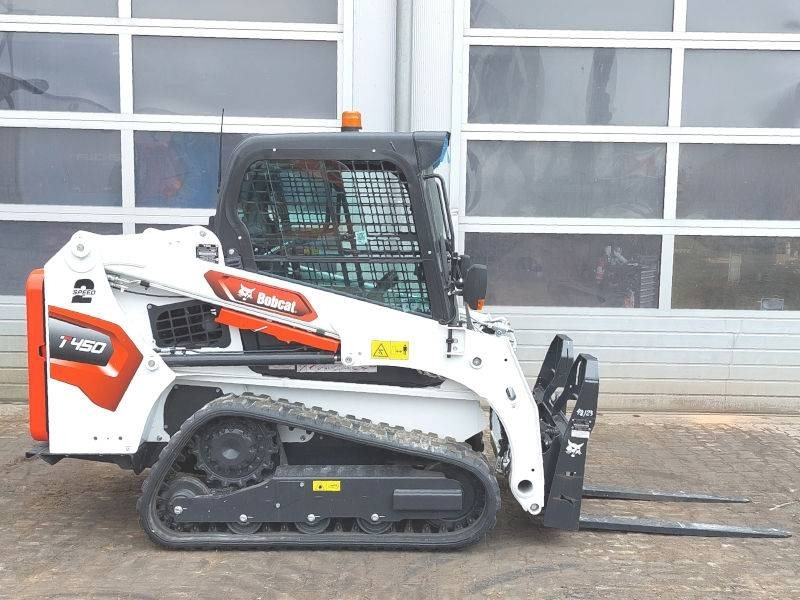 Bobcat T 450 - Liukuohjattu telakuormaaja: kuva Bobcat T 450 - Liukuohjattu telakuormaaja Bobcat T 450 - Liukuohjattu telakuormaaja: kuva Bobcat T 450 - Liukuohjattu telakuormaaja