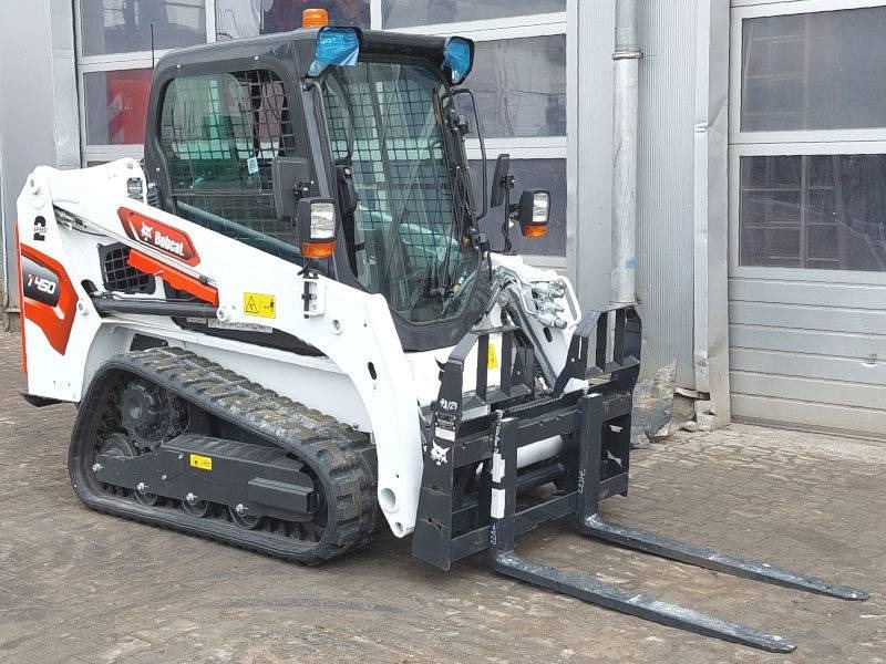 Bobcat T 450  - Liukuohjattu telakuormaaja: kuva Bobcat T 450  - Liukuohjattu telakuormaaja Bobcat T 450  - Liukuohjattu telakuormaaja: kuva Bobcat T 450  - Liukuohjattu telakuormaaja