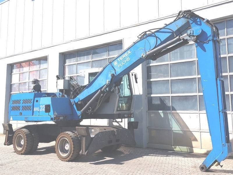 Fuchs MHL 320 D - Materiaalinkäsittelykone: kuva Fuchs MHL 320 D - Materiaalinkäsittelykone Fuchs MHL 320 D - Materiaalinkäsittelykone: kuva Fuchs MHL 320 D - Materiaalinkäsittelykone