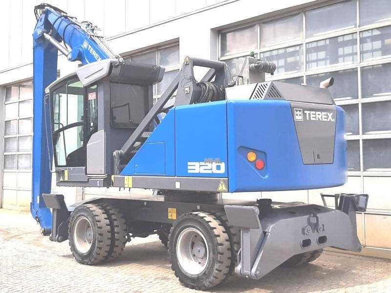 Fuchs MHL 320 F - Materiaalinkäsittelykone: kuva Fuchs MHL 320 F - Materiaalinkäsittelykone Fuchs MHL 320 F - Materiaalinkäsittelykone: kuva Fuchs MHL 320 F - Materiaalinkäsittelykone