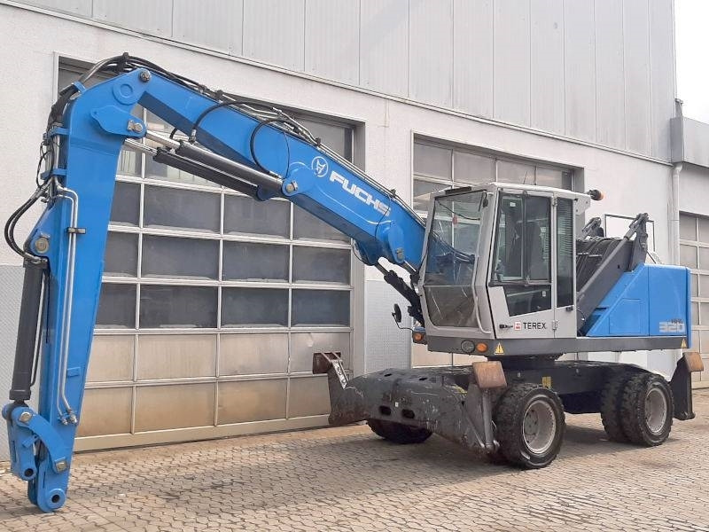 Fuchs MHL 320 F - Materiaalinkäsittelykone: kuva Fuchs MHL 320 F - Materiaalinkäsittelykone Fuchs MHL 320 F - Materiaalinkäsittelykone: kuva Fuchs MHL 320 F - Materiaalinkäsittelykone