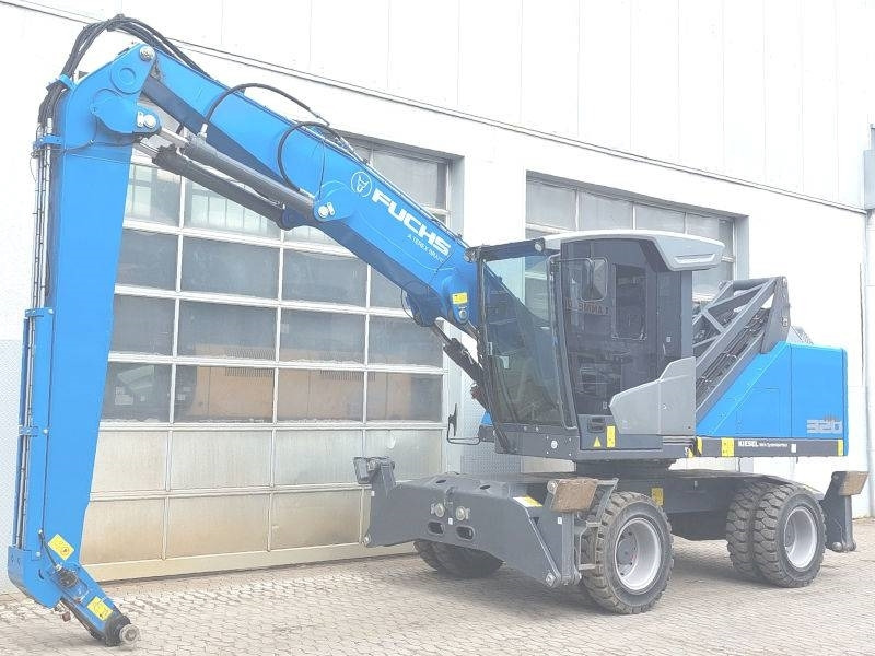 Fuchs MHL 320 F - Materiaalinkäsittelykone: kuva Fuchs MHL 320 F - Materiaalinkäsittelykone Fuchs MHL 320 F - Materiaalinkäsittelykone: kuva Fuchs MHL 320 F - Materiaalinkäsittelykone