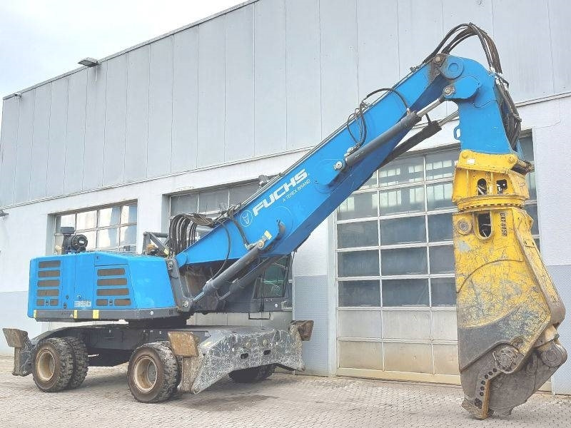 Fuchs MHL 350 F FQC - Materiaalinkäsittelykone: kuva Fuchs MHL 350 F FQC - Materiaalinkäsittelykone Fuchs MHL 350 F FQC - Materiaalinkäsittelykone: kuva Fuchs MHL 350 F FQC - Materiaalinkäsittelykone