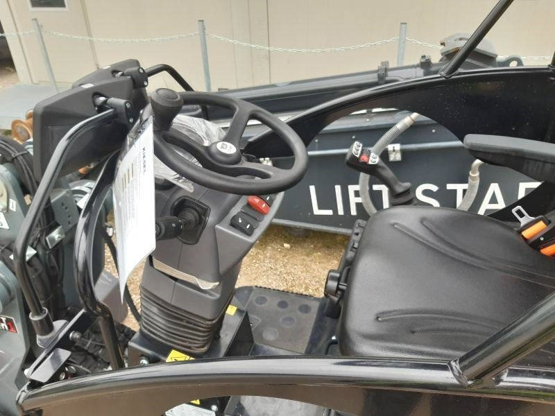 Giant G 2200 E X-Tra Elektro / electric - Liukuohjattu kuormaaja: kuva Giant G 2200 E X-Tra Elektro / electric - Liukuohjattu kuormaaja Giant G 2200 E X-Tra Elektro / electric - Liukuohjattu kuormaaja: kuva Giant G 2200 E X-Tra Elektro / electric - Liukuohjattu kuormaaja