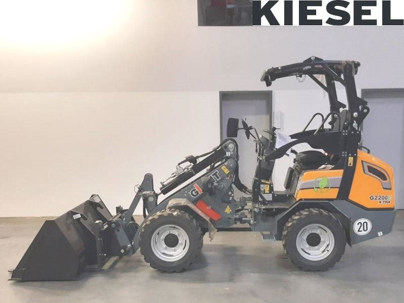 Giant G 2200 E X-Tra Elektro / electric - Liukuohjattu kuormaaja: kuva Giant G 2200 E X-Tra Elektro / electric - Liukuohjattu kuormaaja Giant G 2200 E X-Tra Elektro / electric - Liukuohjattu kuormaaja: kuva Giant G 2200 E X-Tra Elektro / electric - Liukuohjattu kuormaaja