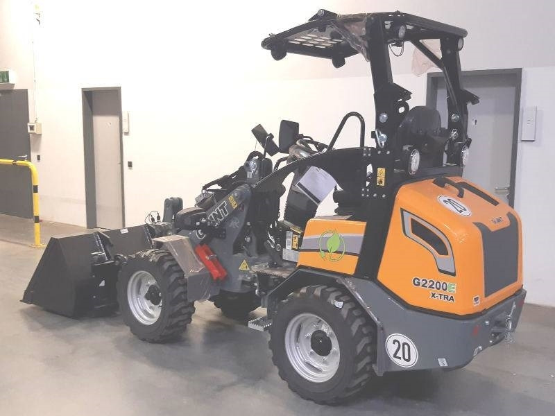 Giant G 2200 E X-Tra Elektro / electric - Liukuohjattu kuormaaja: kuva Giant G 2200 E X-Tra Elektro / electric - Liukuohjattu kuormaaja Giant G 2200 E X-Tra Elektro / electric - Liukuohjattu kuormaaja: kuva Giant G 2200 E X-Tra Elektro / electric - Liukuohjattu kuormaaja