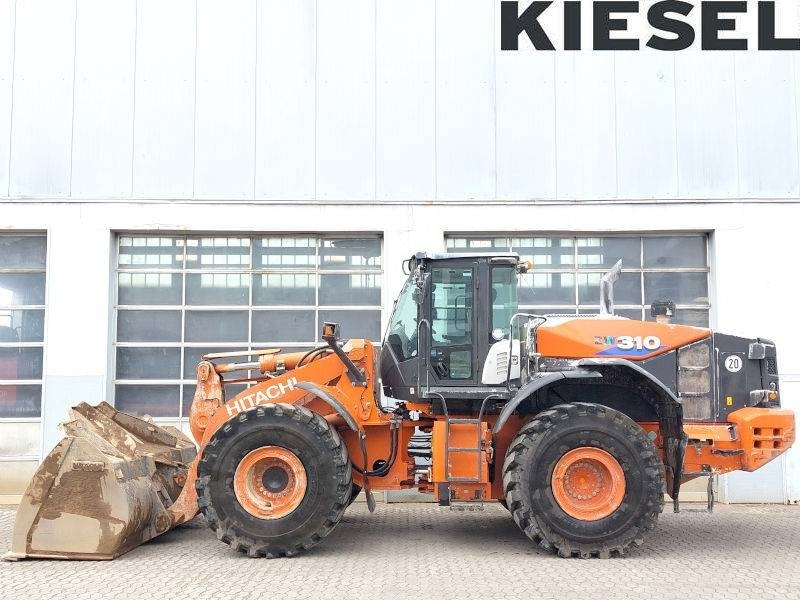 Hitachi ZW 310-6 - Pyöräkuormaaja: kuva Hitachi ZW 310-6 - Pyöräkuormaaja Hitachi ZW 310-6 - Pyöräkuormaaja: kuva Hitachi ZW 310-6 - Pyöräkuormaaja