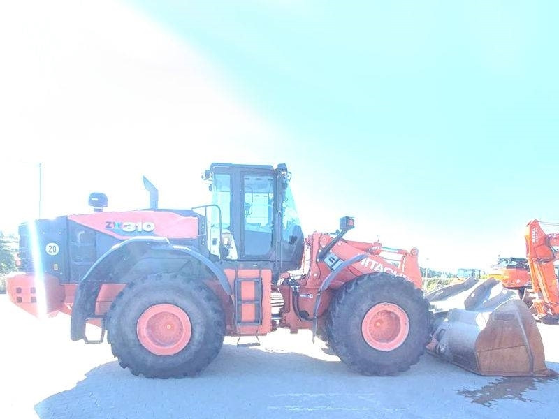 Hitachi ZW 310-6 - Pyöräkuormaaja: kuva Hitachi ZW 310-6 - Pyöräkuormaaja Hitachi ZW 310-6 - Pyöräkuormaaja: kuva Hitachi ZW 310-6 - Pyöräkuormaaja