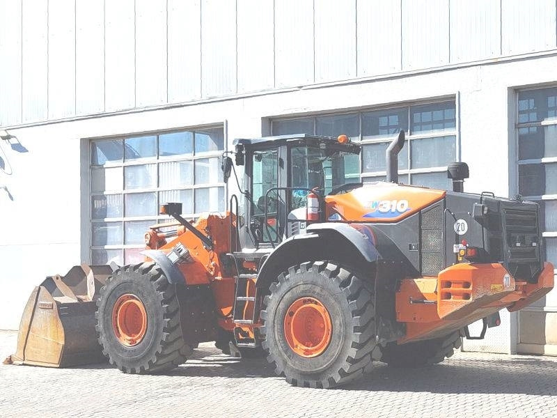 Hitachi ZW 310-6 - Pyöräkuormaaja: kuva Hitachi ZW 310-6 - Pyöräkuormaaja Hitachi ZW 310-6 - Pyöräkuormaaja: kuva Hitachi ZW 310-6 - Pyöräkuormaaja
