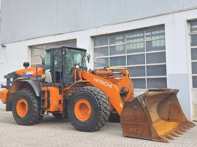 Hitachi ZW 310-6 - Pyöräkuormaaja: kuva Hitachi ZW 310-6 - Pyöräkuormaaja Hitachi ZW 310-6 - Pyöräkuormaaja: kuva Hitachi ZW 310-6 - Pyöräkuormaaja