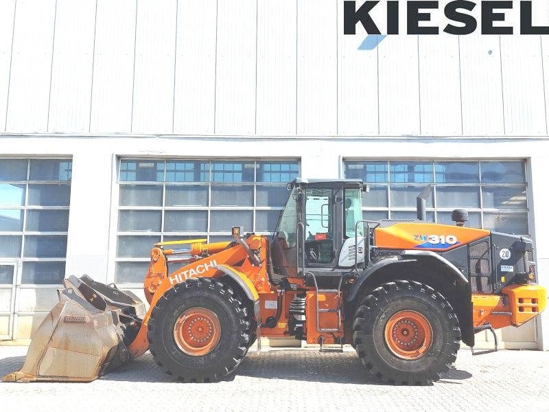 Hitachi ZW 310-6 - Pyöräkuormaaja: kuva Hitachi ZW 310-6 - Pyöräkuormaaja Hitachi ZW 310-6 - Pyöräkuormaaja: kuva Hitachi ZW 310-6 - Pyöräkuormaaja