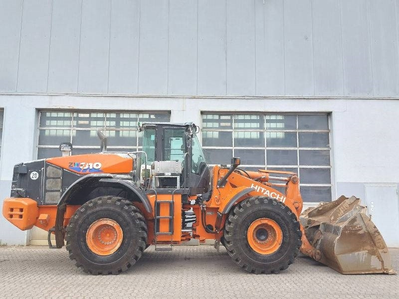 Hitachi ZW 310-6 - Pyöräkuormaaja: kuva Hitachi ZW 310-6 - Pyöräkuormaaja Hitachi ZW 310-6 - Pyöräkuormaaja: kuva Hitachi ZW 310-6 - Pyöräkuormaaja