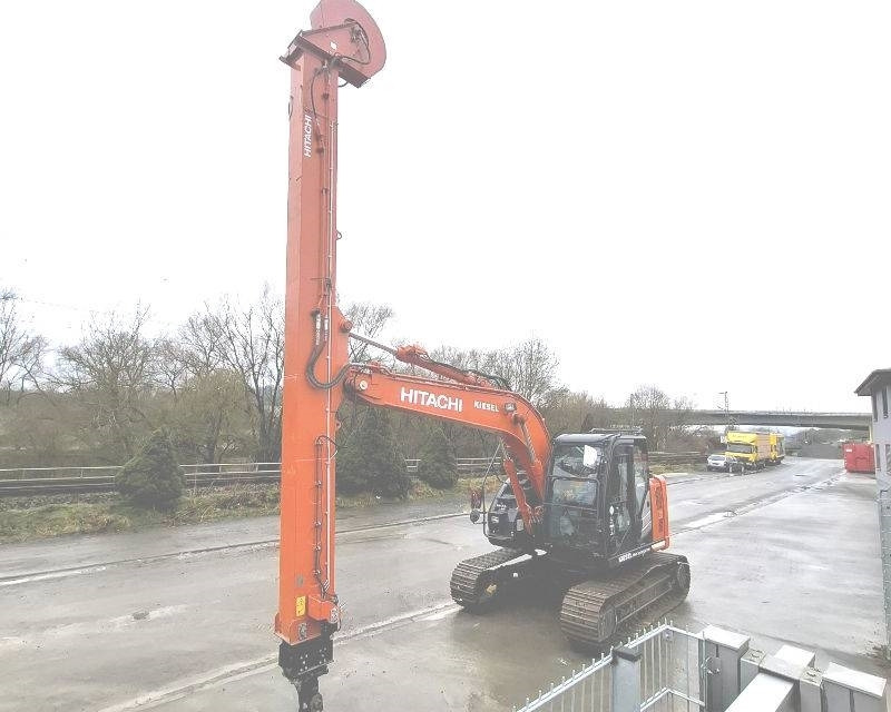 Hitachi ZX 135 US-6 Teledipper - Telakaivukone: kuva Hitachi ZX 135 US-6 Teledipper - Telakaivukone Hitachi ZX 135 US-6 Teledipper - Telakaivukone: kuva Hitachi ZX 135 US-6 Teledipper - Telakaivukone