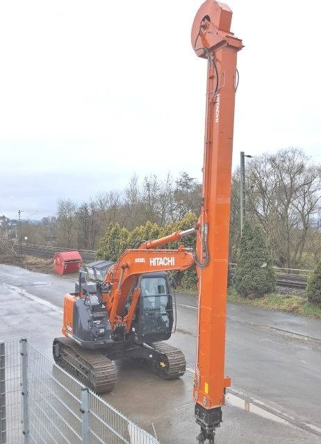 Hitachi ZX 135 US-6 Teledipper - Telakaivukone: kuva Hitachi ZX 135 US-6 Teledipper - Telakaivukone Hitachi ZX 135 US-6 Teledipper - Telakaivukone: kuva Hitachi ZX 135 US-6 Teledipper - Telakaivukone