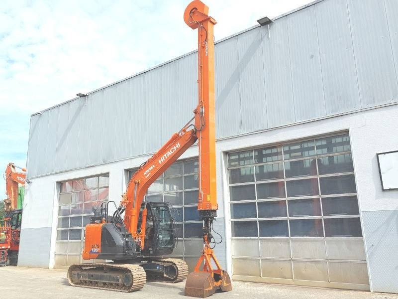 Hitachi ZX 135 US-6 Teledipper - Telakaivukone: kuva Hitachi ZX 135 US-6 Teledipper - Telakaivukone Hitachi ZX 135 US-6 Teledipper - Telakaivukone: kuva Hitachi ZX 135 US-6 Teledipper - Telakaivukone