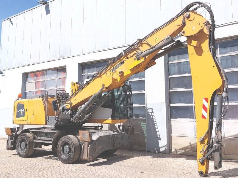Liebherr LH 24 - Materiaalinkäsittelykone: kuva Liebherr LH 24 - Materiaalinkäsittelykone Liebherr LH 24 - Materiaalinkäsittelykone: kuva Liebherr LH 24 - Materiaalinkäsittelykone