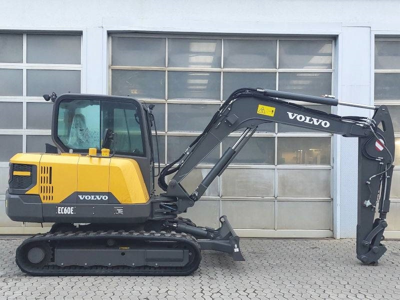 Volvo EC 60 E - Minikuormaaja: kuva Volvo EC 60 E - Minikuormaaja Volvo EC 60 E - Minikuormaaja: kuva Volvo EC 60 E - Minikuormaaja