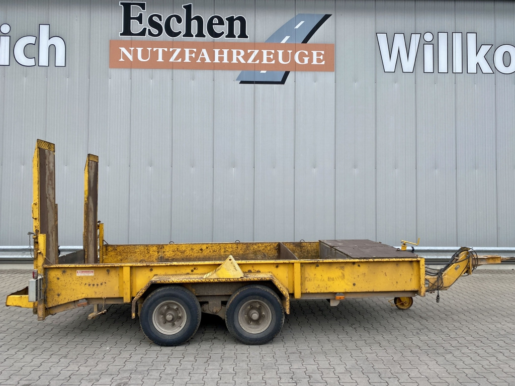 Blomenröhr - Koneenkuljetusvaunu: kuva Blomenröhr - Koneenkuljetusvaunu Blomenröhr - Koneenkuljetusvaunu: kuva Blomenröhr - Koneenkuljetusvaunu