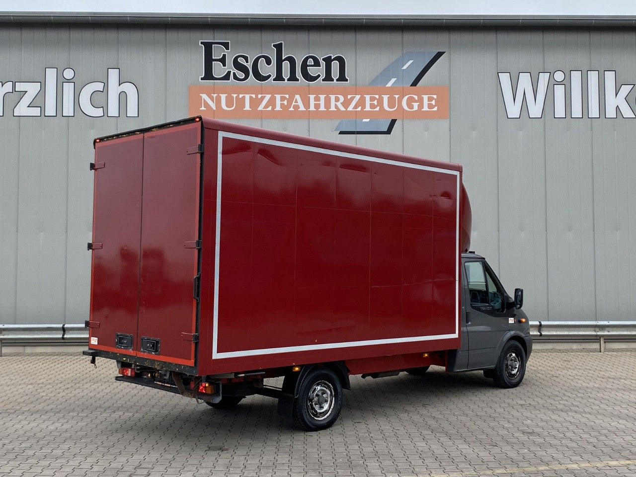 Ford Transit 140 T 350 Möbelkoffer| 3xSitze*ABS*ESP - Jakeluauto: kuva Ford Transit 140 T 350 Möbelkoffer| 3xSitze*ABS*ESP - Jakeluauto Ford Transit 140 T 350 Möbelkoffer| 3xSitze*ABS*ESP - Jakeluauto: kuva Ford Transit 140 T 350 Möbelkoffer| 3xSitze*ABS*ESP - Jakeluauto