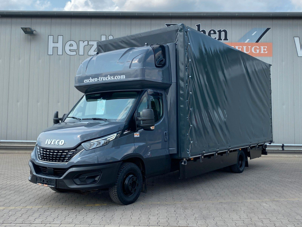 Iveco Daily Hi-Matic 70 C 21 Topsleeper | LBW 1,00to. - Pressukapelli tavara-auto: kuva Iveco Daily Hi-Matic 70 C 21 Topsleeper | LBW 1,00to. - Pressukapelli tavara-auto Iveco Daily Hi-Matic 70 C 21 Topsleeper | LBW 1,00to. - Pressukapelli tavara-auto: kuva Iveco Daily Hi-Matic 70 C 21 Topsleeper | LBW 1,00to. - Pressukapelli tavara-auto