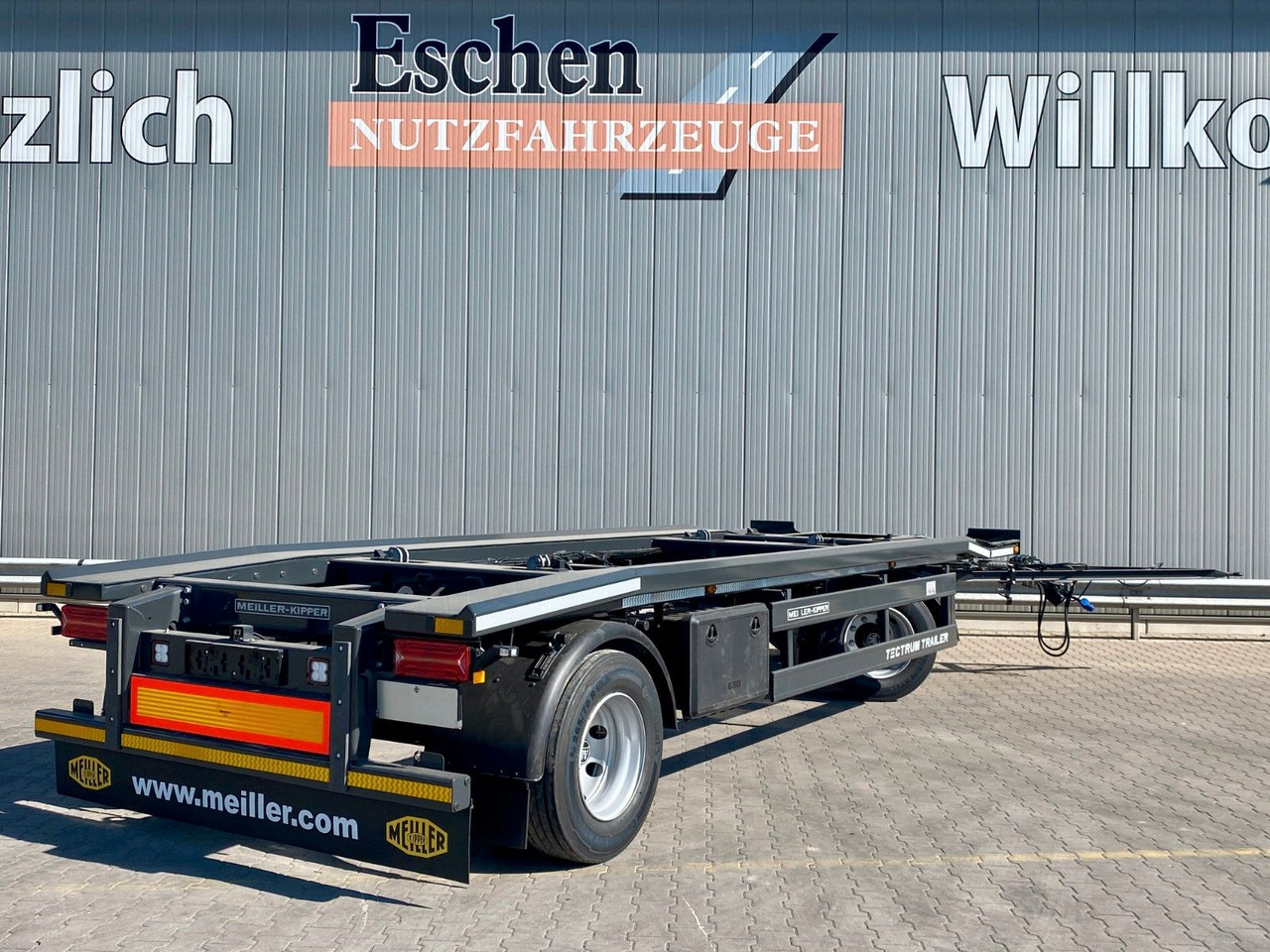 Meiller MG 18 ZO 5,4 NEU*Rückfahrkamera*Werkzeugkasten Meiller MG 18 ZO 5,4 | NEU*Rückfahrkamera*Werkzeugkasten - Vaihtolavaperävaunu/ Nostovarsi vaihtolavaperävaunu: kuva Meiller MG 18 ZO 5,4 NEU*Rückfahrkamera*Werkzeugkasten Meiller MG 18 ZO 5,4 | NEU*Rückfahrkamera*Werkzeugkasten - Vaihtolavaperävaunu/ Nostovarsi vaihtolavaperävaunu Meiller MG 18 ZO 5,4 NEU*Rückfahrkamera*Werkzeugkasten Meiller MG 18 ZO 5,4 | NEU*Rückfahrkamera*Werkzeugkasten - Vaihtolavaperävaunu/ Nostovarsi vaihtolavaperävaunu: kuva Meiller MG 18 ZO 5,4 NEU*Rückfahrkamera*Werkzeugkasten Meiller MG 18 ZO 5,4 | NEU*Rückfahrkamera*Werkzeugkasten - Vaihtolavaperävaunu/ Nostovarsi vaihtolavaperävaunu