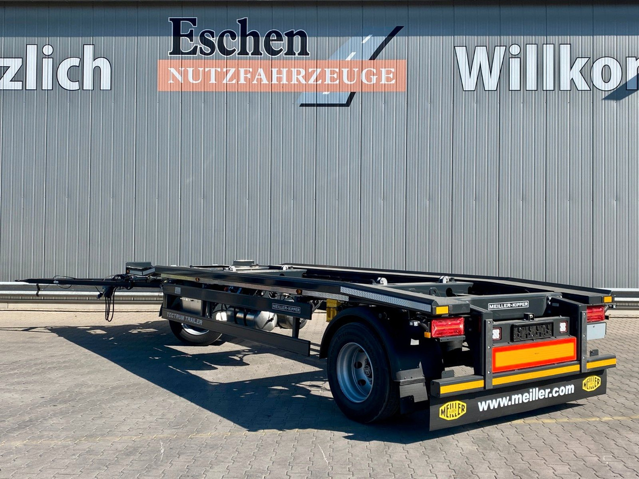 Meiller MG 18 ZO 5,4 NEU*Rückfahrkamera*Werkzeugkasten Meiller MG 18 ZO 5,4 | NEU*Rückfahrkamera*Werkzeugkasten - Vaihtolavaperävaunu/ Nostovarsi vaihtolavaperävaunu: kuva Meiller MG 18 ZO 5,4 NEU*Rückfahrkamera*Werkzeugkasten Meiller MG 18 ZO 5,4 | NEU*Rückfahrkamera*Werkzeugkasten - Vaihtolavaperävaunu/ Nostovarsi vaihtolavaperävaunu Meiller MG 18 ZO 5,4 NEU*Rückfahrkamera*Werkzeugkasten Meiller MG 18 ZO 5,4 | NEU*Rückfahrkamera*Werkzeugkasten - Vaihtolavaperävaunu/ Nostovarsi vaihtolavaperävaunu: kuva Meiller MG 18 ZO 5,4 NEU*Rückfahrkamera*Werkzeugkasten Meiller MG 18 ZO 5,4 | NEU*Rückfahrkamera*Werkzeugkasten - Vaihtolavaperävaunu/ Nostovarsi vaihtolavaperävaunu