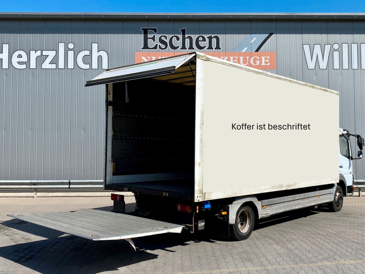 Mercedes-Benz 818 Atego | MBB LBW 1,00to.*3x Sitze*AHK*Teppich - Jakeluauto: kuva Mercedes-Benz 818 Atego | MBB LBW 1,00to.*3x Sitze*AHK*Teppich - Jakeluauto Mercedes-Benz 818 Atego | MBB LBW 1,00to.*3x Sitze*AHK*Teppich - Jakeluauto: kuva Mercedes-Benz 818 Atego | MBB LBW 1,00to.*3x Sitze*AHK*Teppich - Jakeluauto