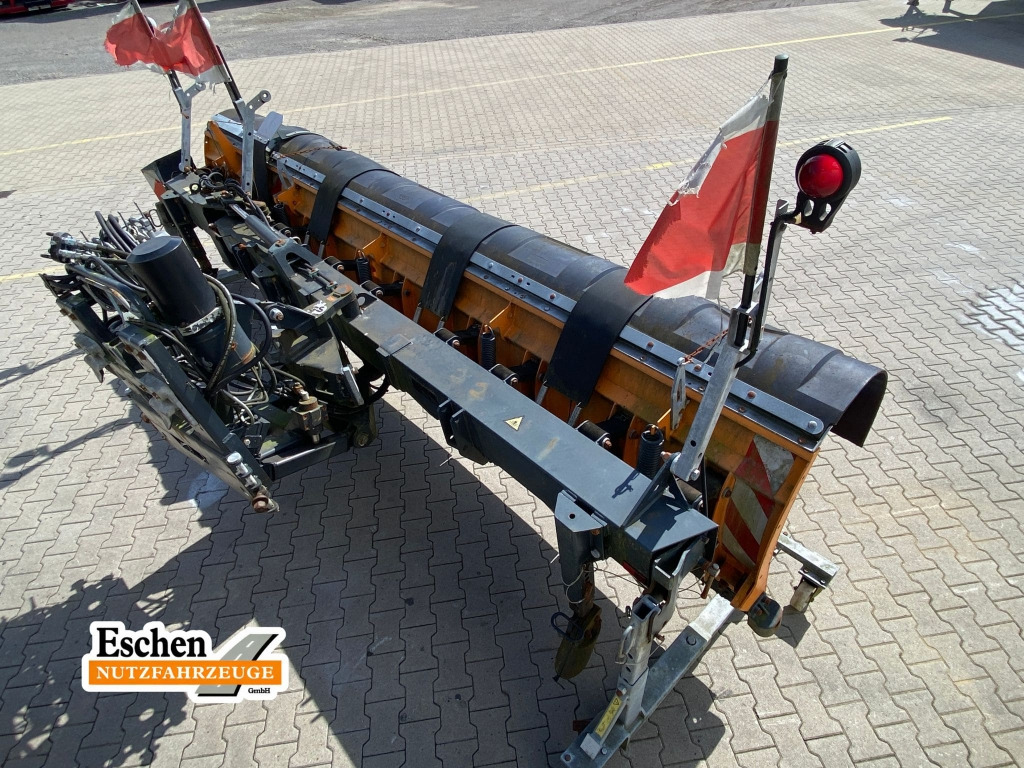 Schmidt Schneeräumschild ML51-A E-hydraulisch - Lumiaura: kuva Schmidt Schneeräumschild ML51-A E-hydraulisch - Lumiaura Schmidt Schneeräumschild ML51-A E-hydraulisch - Lumiaura: kuva Schmidt Schneeräumschild ML51-A E-hydraulisch - Lumiaura