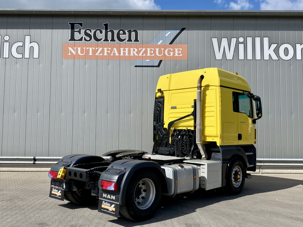 MAN TGX 18.440 4x4 H BLS - Vetopöytäauto: kuva MAN TGX 18.440 4x4 H BLS - Vetopöytäauto MAN TGX 18.440 4x4 H BLS - Vetopöytäauto: kuva MAN TGX 18.440 4x4 H BLS - Vetopöytäauto