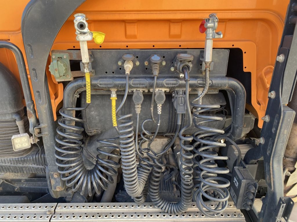 MAN TGX 26.480 6x4 | XLX*Retarder*ACC*50mm AHK*Klima - Vetopöytäauto: kuva MAN TGX 26.480 6x4 | XLX*Retarder*ACC*50mm AHK*Klima - Vetopöytäauto MAN TGX 26.480 6x4 | XLX*Retarder*ACC*50mm AHK*Klima - Vetopöytäauto: kuva MAN TGX 26.480 6x4 | XLX*Retarder*ACC*50mm AHK*Klima - Vetopöytäauto