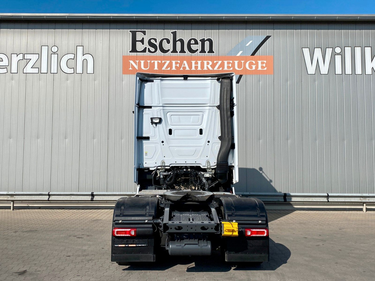 Mercedes-Benz 1851 Actros | GigaSpace*Navi*Retarder*Mirror Cam - Vetopöytäauto: kuva Mercedes-Benz 1851 Actros | GigaSpace*Navi*Retarder*Mirror Cam - Vetopöytäauto Mercedes-Benz 1851 Actros | GigaSpace*Navi*Retarder*Mirror Cam - Vetopöytäauto: kuva Mercedes-Benz 1851 Actros | GigaSpace*Navi*Retarder*Mirror Cam - Vetopöytäauto