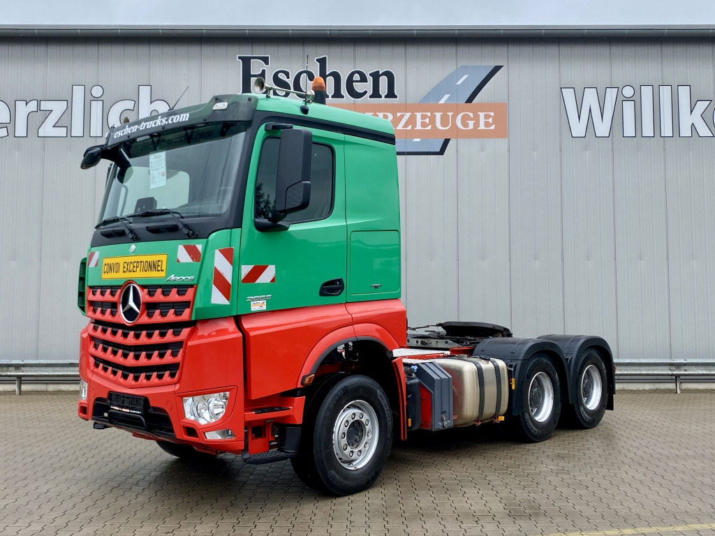 Mercedes-Benz 2663 LS Arocs 6x4 - Vetopöytäauto: kuva Mercedes-Benz 2663 LS Arocs 6x4 - Vetopöytäauto Mercedes-Benz 2663 LS Arocs 6x4 - Vetopöytäauto: kuva Mercedes-Benz 2663 LS Arocs 6x4 - Vetopöytäauto