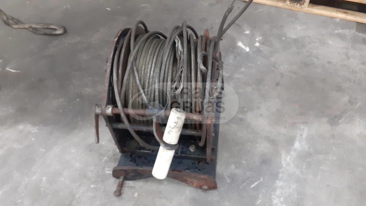 Cabrestante de elevación BREVINI V20 - Vinssi: kuva Cabrestante de elevación BREVINI V20 - Vinssi Cabrestante de elevación BREVINI V20 - Vinssi: kuva Cabrestante de elevación BREVINI V20 - Vinssi