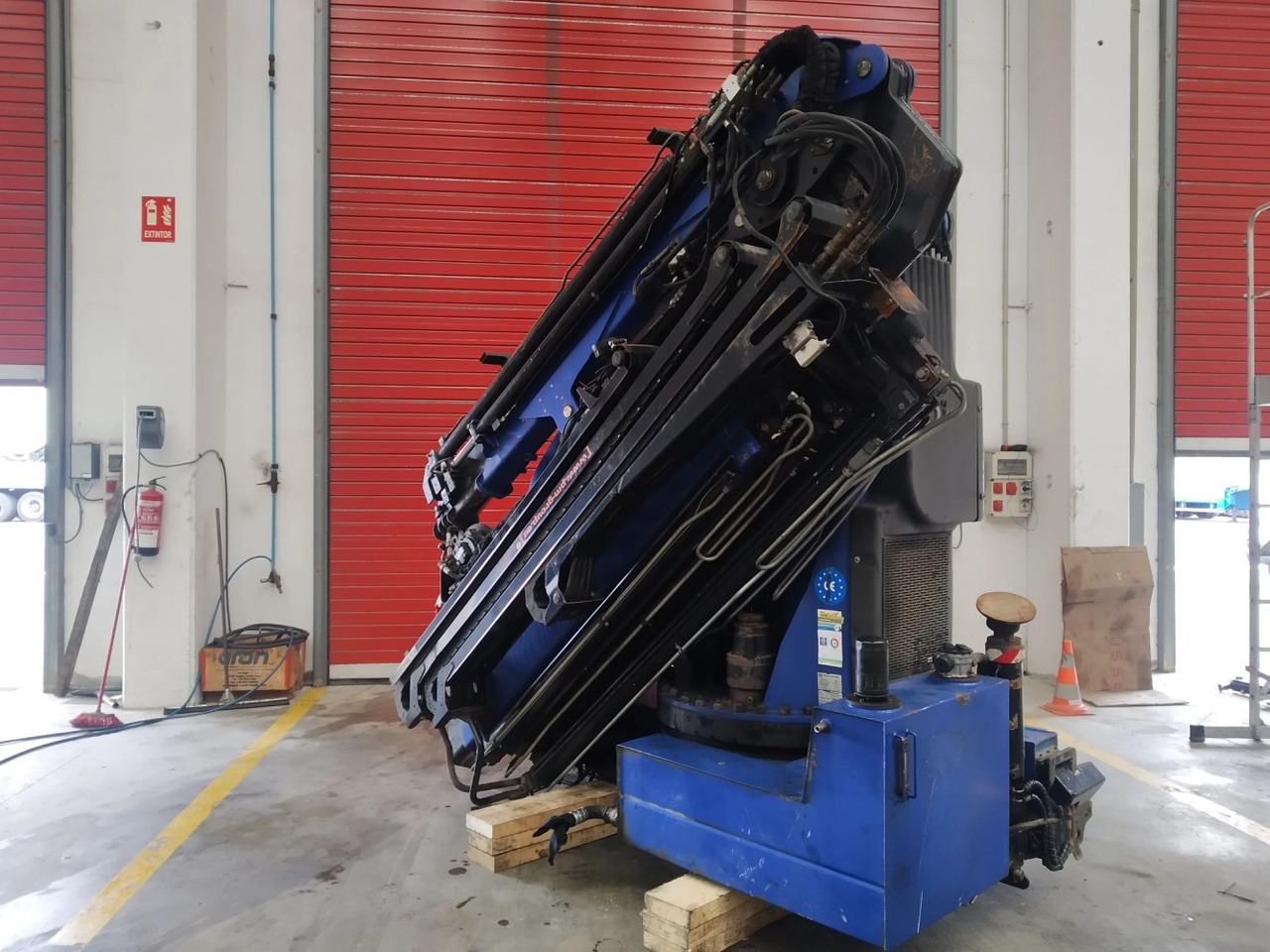 Grúa PM 48 SP - Kappaletavaranosturi - Kuorma-auto: kuva Grúa PM 48 SP - Kappaletavaranosturi - Kuorma-auto Grúa PM 48 SP - Kappaletavaranosturi - Kuorma-auto: kuva Grúa PM 48 SP - Kappaletavaranosturi - Kuorma-auto