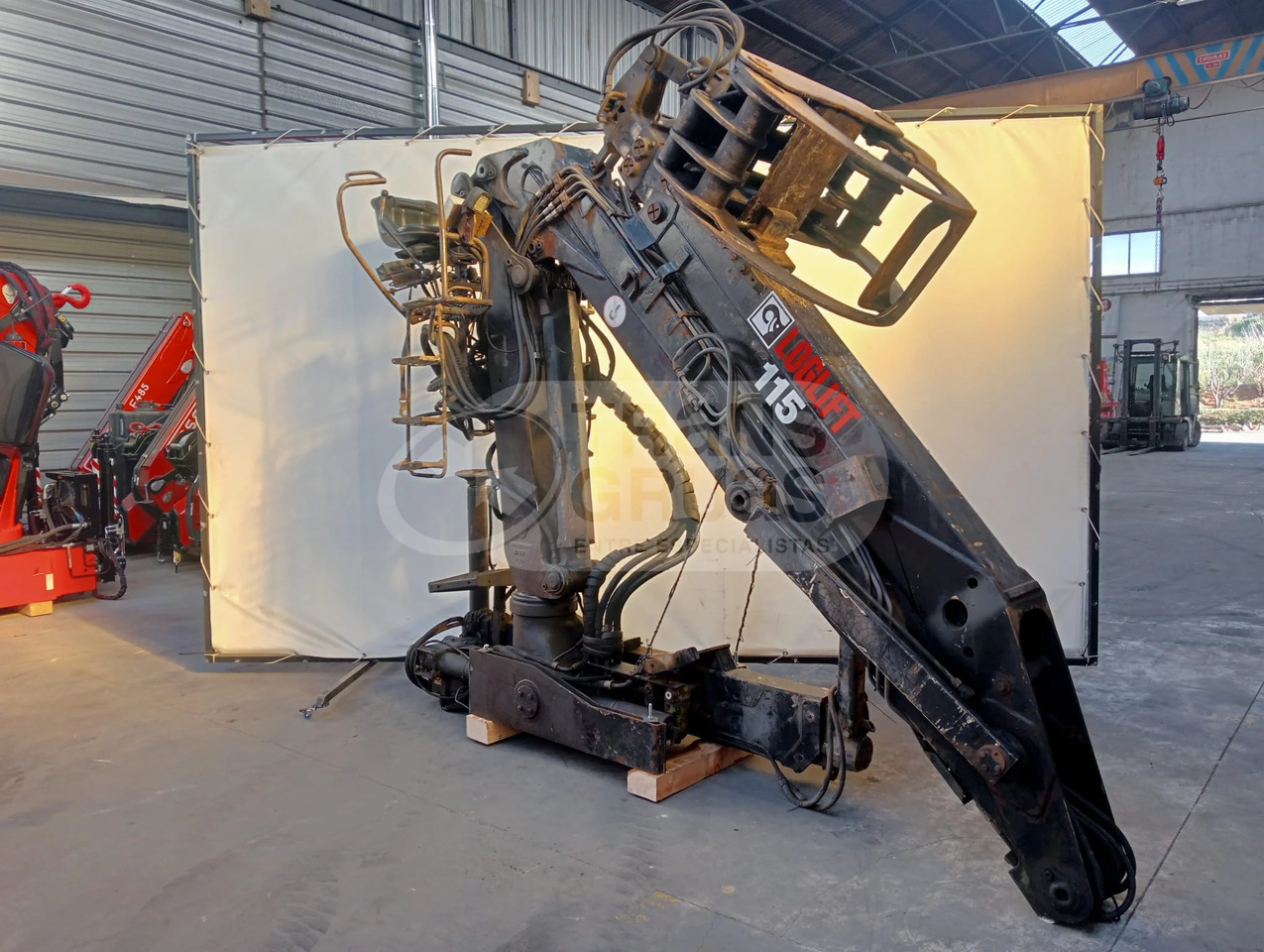 Grúa forestal F115 ZT 93A - Kappaletavaranosturi: kuva  Grúa forestal F115 ZT 93A - Kappaletavaranosturi Grúa forestal F115 ZT 93A - Kappaletavaranosturi: kuva  Grúa forestal F115 ZT 93A - Kappaletavaranosturi