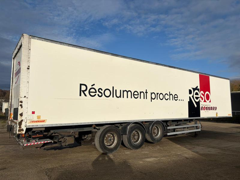 Fruehauf - Umpikori puoliperävaunu: kuva Fruehauf - Umpikori puoliperävaunu Fruehauf - Umpikori puoliperävaunu: kuva Fruehauf - Umpikori puoliperävaunu