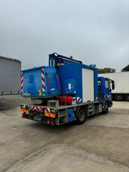 Iveco Eurocargo 100E18 - Itsekulkevat henkilönostimet: kuva Iveco Eurocargo 100E18 - Itsekulkevat henkilönostimet Iveco Eurocargo 100E18 - Itsekulkevat henkilönostimet: kuva Iveco Eurocargo 100E18 - Itsekulkevat henkilönostimet