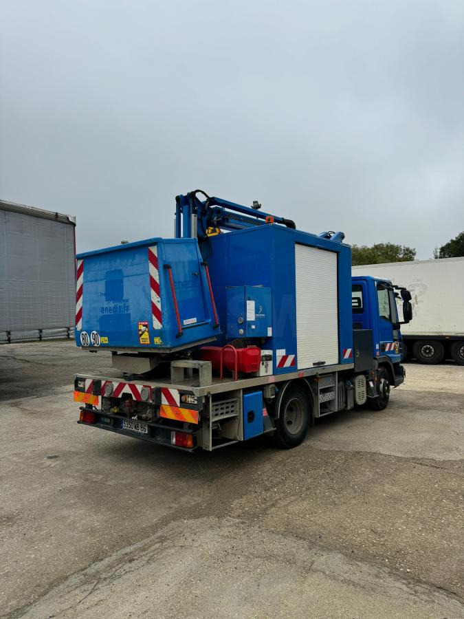 Iveco Eurocargo 100E19 - Itsekulkevat henkilönostimet: kuva Iveco Eurocargo 100E19 - Itsekulkevat henkilönostimet Iveco Eurocargo 100E19 - Itsekulkevat henkilönostimet: kuva Iveco Eurocargo 100E19 - Itsekulkevat henkilönostimet