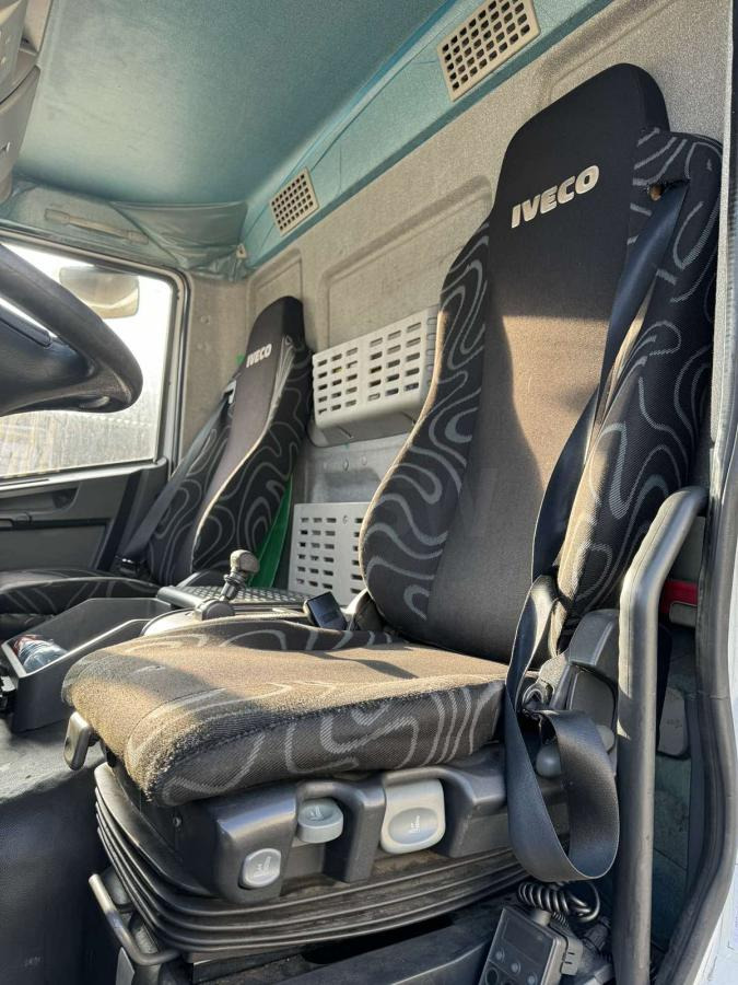 Iveco Eurocargo 160E30 - Refrigeraattori kuorma-auto: kuva Iveco Eurocargo 160E30 - Refrigeraattori kuorma-auto Iveco Eurocargo 160E30 - Refrigeraattori kuorma-auto: kuva Iveco Eurocargo 160E30 - Refrigeraattori kuorma-auto