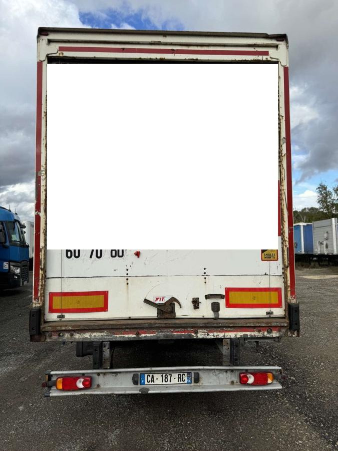 Umpikori puoliperävaunu Samro: kuva Umpikori puoliperävaunu Samro