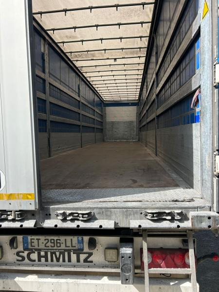 Schmitz Cargobull - Pressukapellipuoliperävaunu: kuva Schmitz Cargobull - Pressukapellipuoliperävaunu Schmitz Cargobull - Pressukapellipuoliperävaunu: kuva Schmitz Cargobull - Pressukapellipuoliperävaunu