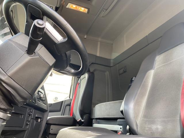 Renault T-Series 520 - Vetopöytäauto: kuva Renault T-Series 520 - Vetopöytäauto Renault T-Series 520 - Vetopöytäauto: kuva Renault T-Series 520 - Vetopöytäauto
