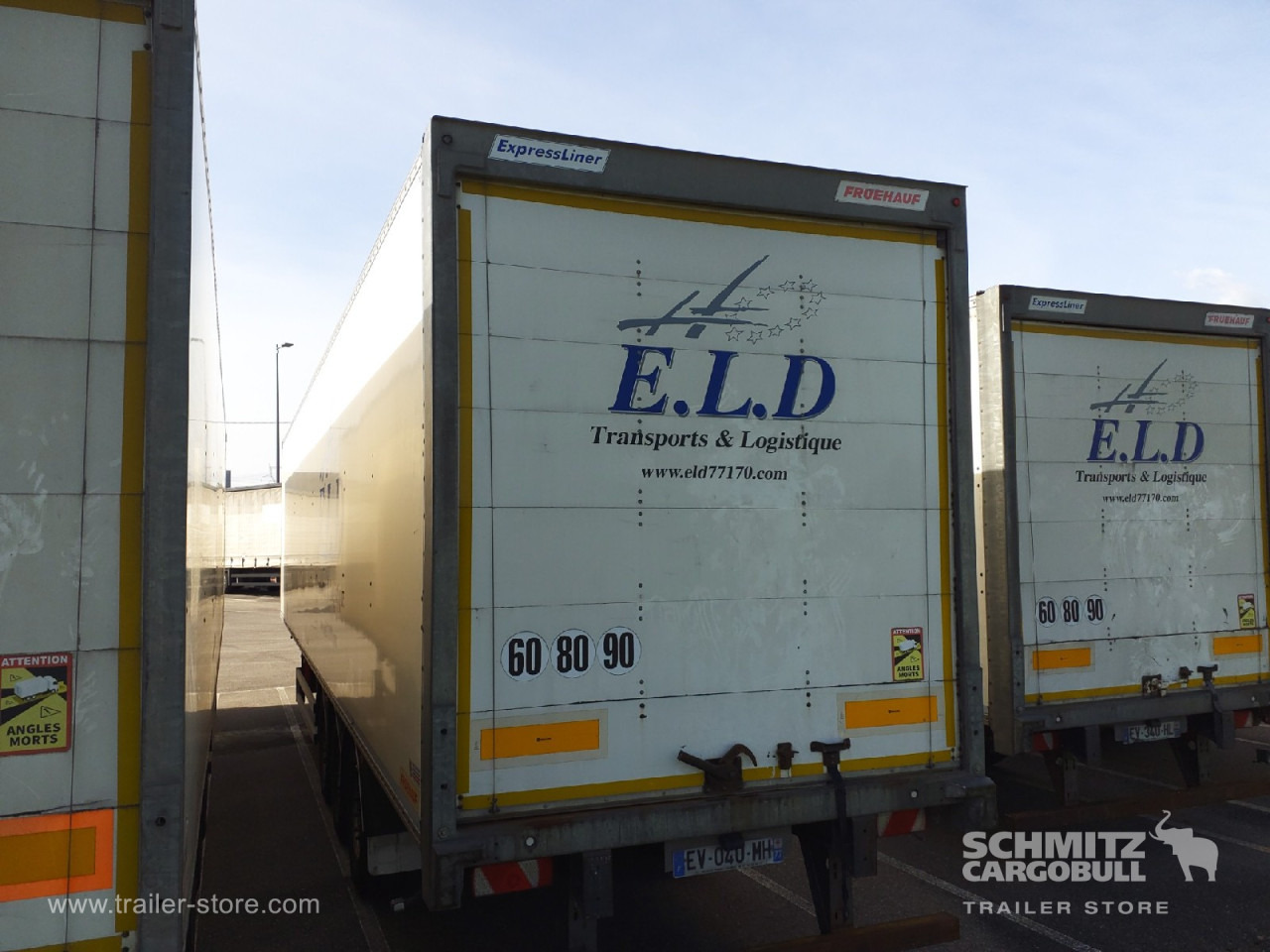 FRUEHAUF Dryfreight Standard Roller shutter door - Umpikori puoliperävaunu: kuva FRUEHAUF Dryfreight Standard Roller shutter door - Umpikori puoliperävaunu FRUEHAUF Dryfreight Standard Roller shutter door - Umpikori puoliperävaunu: kuva FRUEHAUF Dryfreight Standard Roller shutter door - Umpikori puoliperävaunu