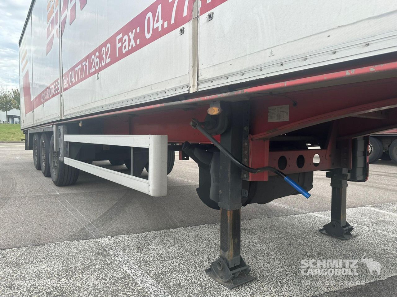 Reefer Standard - Isoterminen puoliperävaunu: kuva Reefer Standard - Isoterminen puoliperävaunu Reefer Standard - Isoterminen puoliperävaunu: kuva Reefer Standard - Isoterminen puoliperävaunu