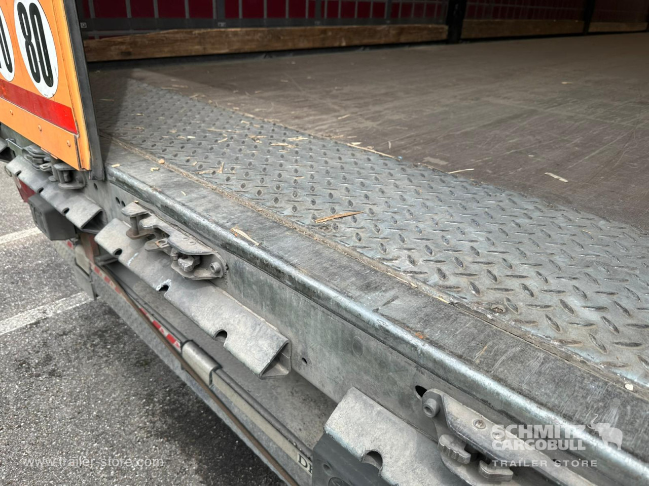 SCHMITZ Curtainsider Standard Taillift - Pressukapellipuoliperävaunu: kuva SCHMITZ Curtainsider Standard Taillift - Pressukapellipuoliperävaunu SCHMITZ Curtainsider Standard Taillift - Pressukapellipuoliperävaunu: kuva SCHMITZ Curtainsider Standard Taillift - Pressukapellipuoliperävaunu