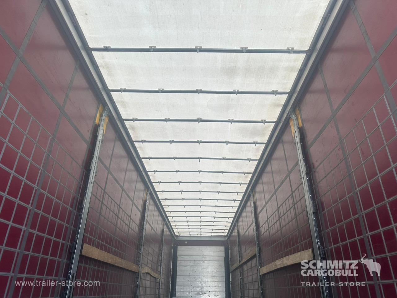 SCHMITZ Curtainsider Standard Taillift - Pressukapellipuoliperävaunu: kuva SCHMITZ Curtainsider Standard Taillift - Pressukapellipuoliperävaunu SCHMITZ Curtainsider Standard Taillift - Pressukapellipuoliperävaunu: kuva SCHMITZ Curtainsider Standard Taillift - Pressukapellipuoliperävaunu